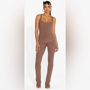 Naked Wardrobe NWT Ribbed V-Cut Bootleg Leggings in Coco